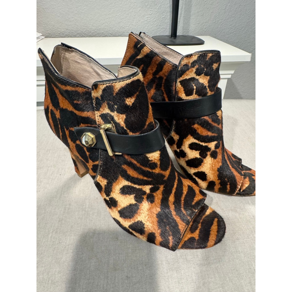 Women's Louise et Cie Leopard Print Ankle Boots Size 9 Brown Black